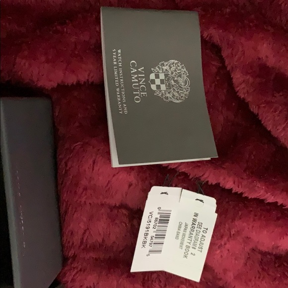 Pre-Owned Vince Camuto watch - Picture 3 of 5